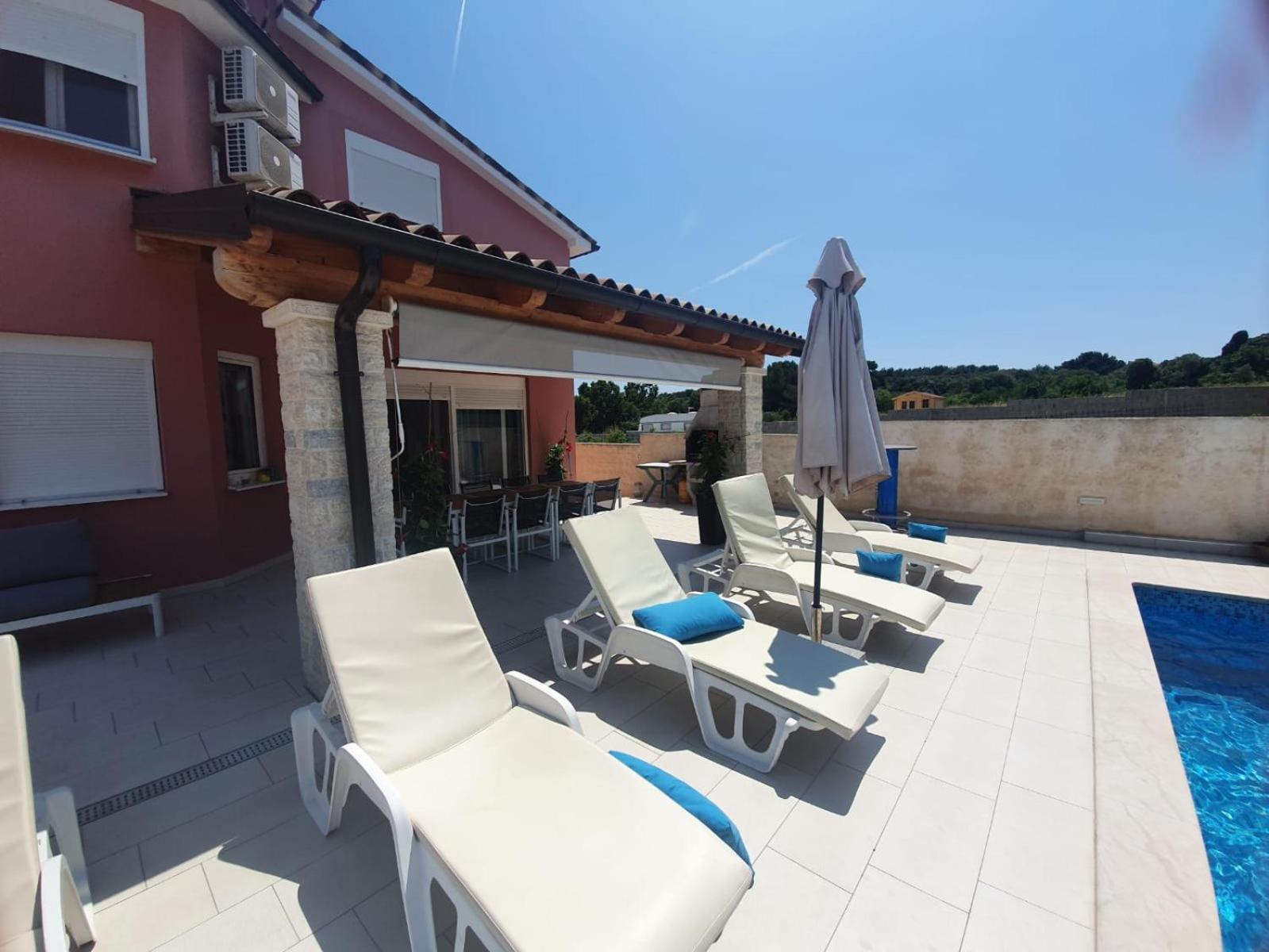 Holiday Home Nikol Pula Ngoại thất bức ảnh