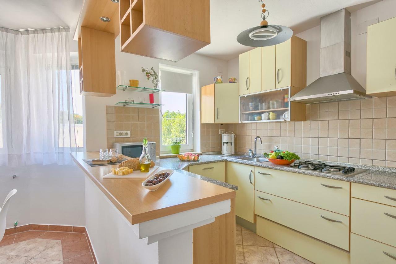 Holiday Home Nikol Pula Ngoại thất bức ảnh
