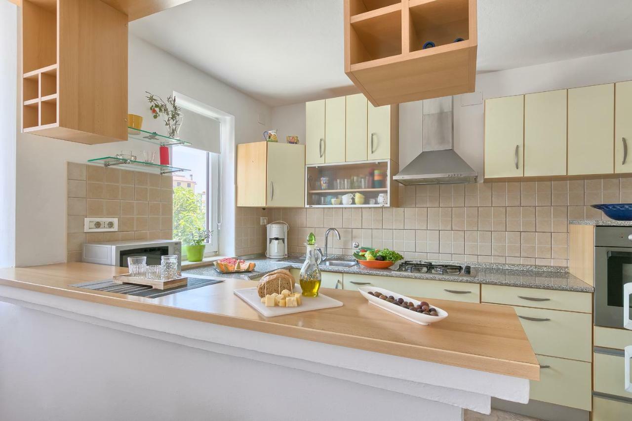 Holiday Home Nikol Pula Ngoại thất bức ảnh